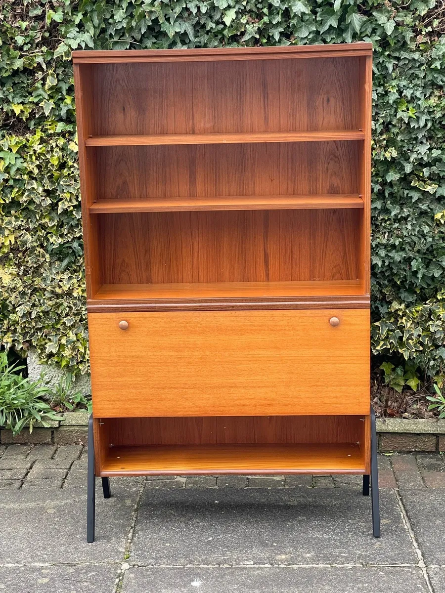 Mid century book & drinks - Image 1