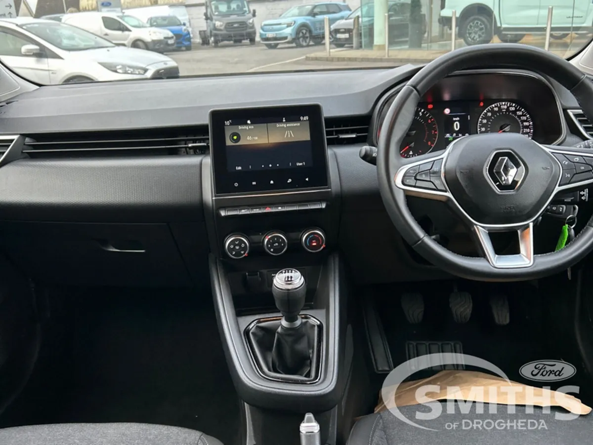 Renault Clio DYNAMIQUE 1.0 90PS - Image 2