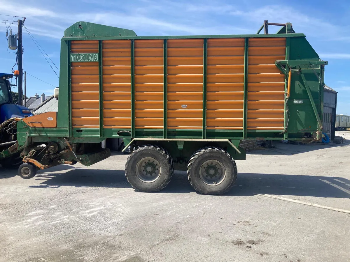 Silage wagon - Image 1