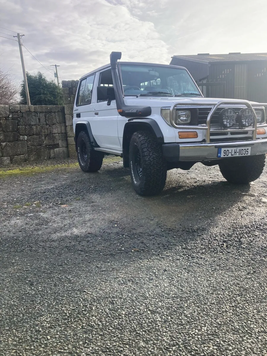 Toyota Landcruiser - Image 3