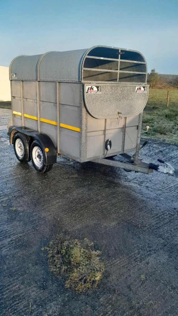 Murphy Livestock Trailer - Image 1