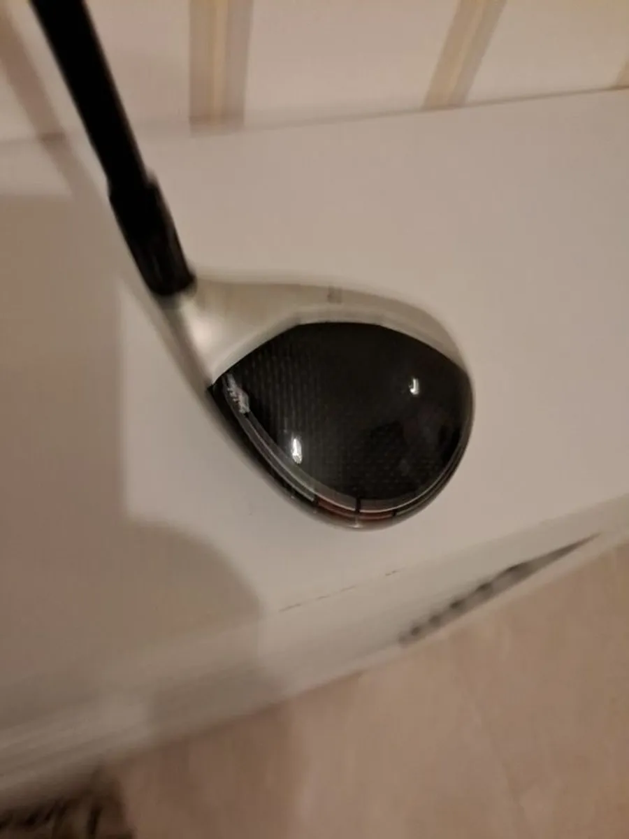 Taylormade M4 7 Wood, Regular Flex Fujikura Atmos Shaft - Image 4