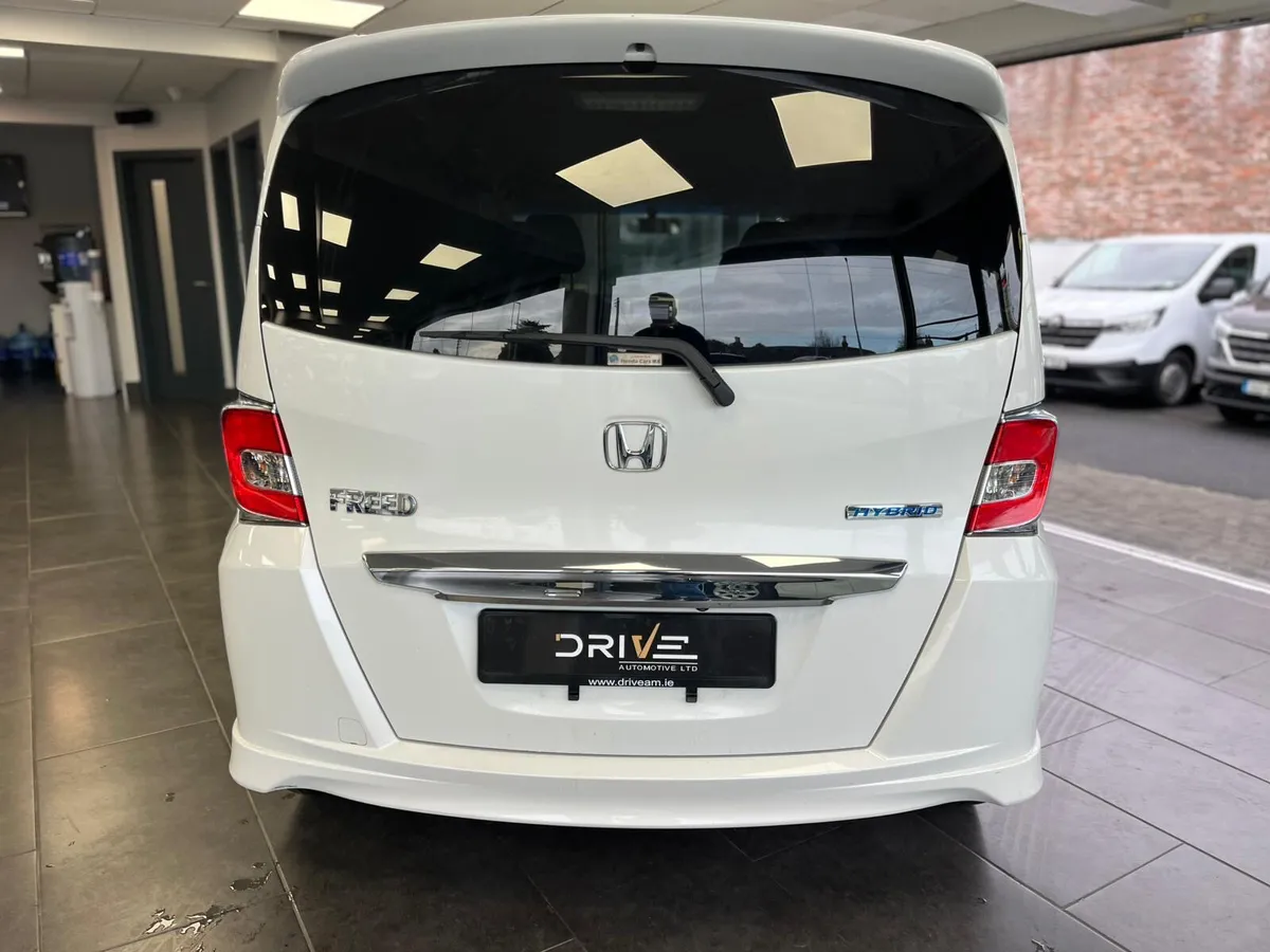 Honda Freed 2015 - Image 4