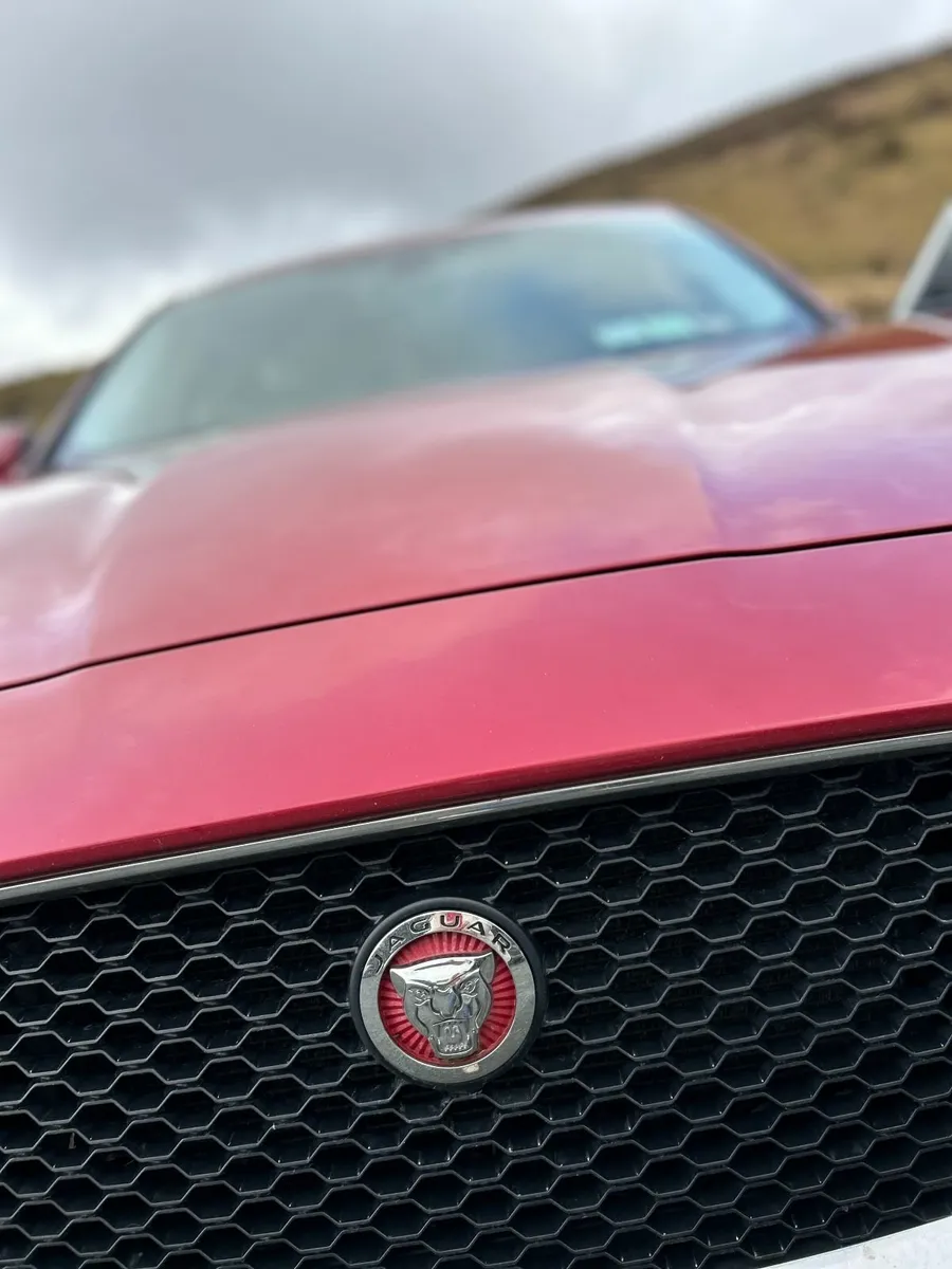 Jaguar F-Pace 2017 - Image 3