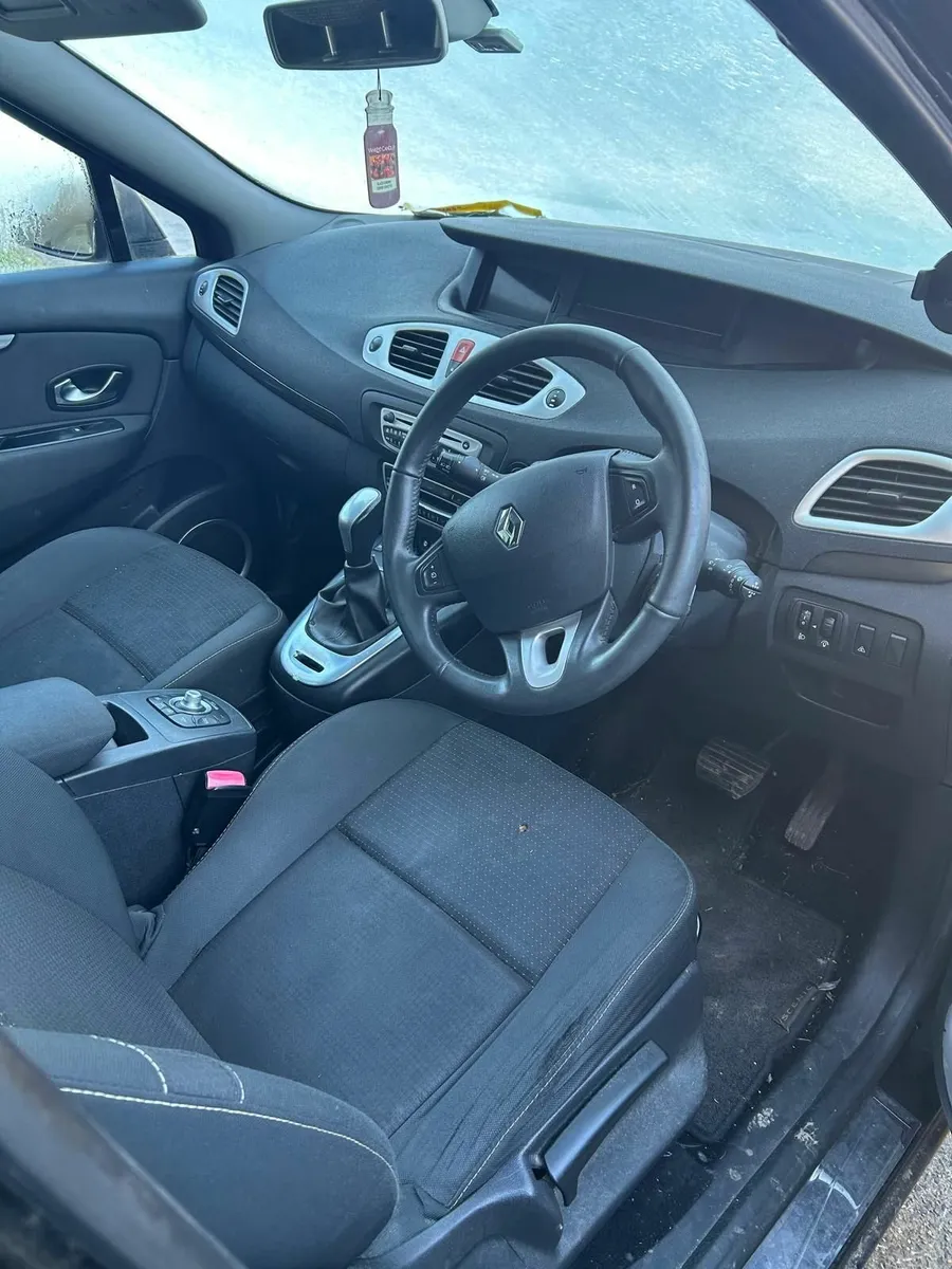 Renault Grand Scenic - 1.5dci TOM TOM - Image 4