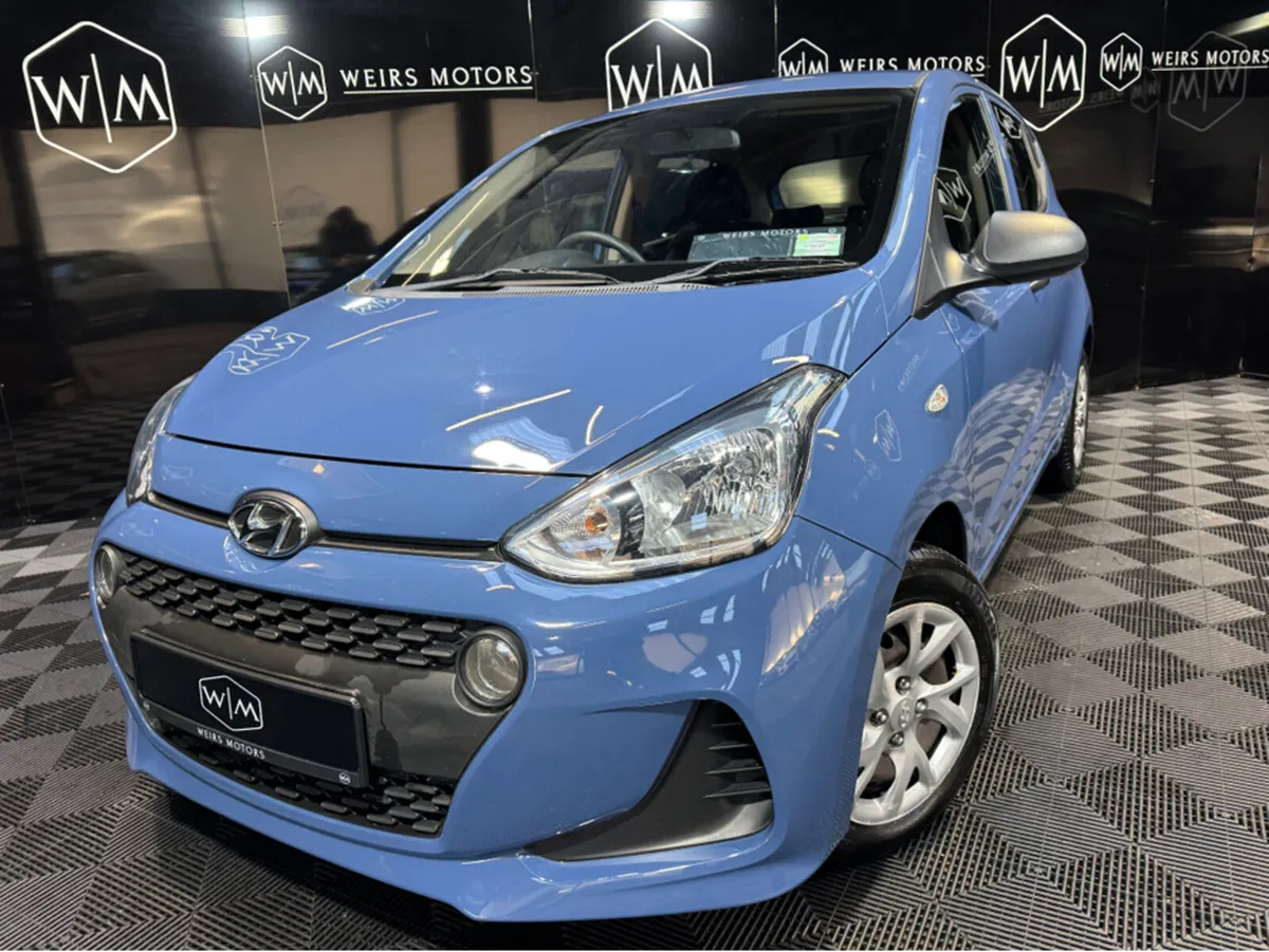 Hyundai i10 1.0 PETROL 4DR ONE OWNER - Image 3