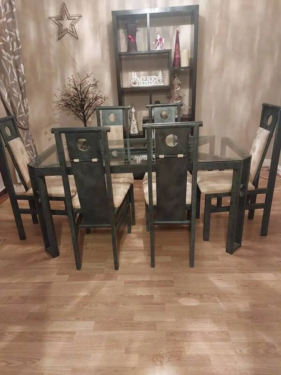 Dining room table and chairs - Image 2