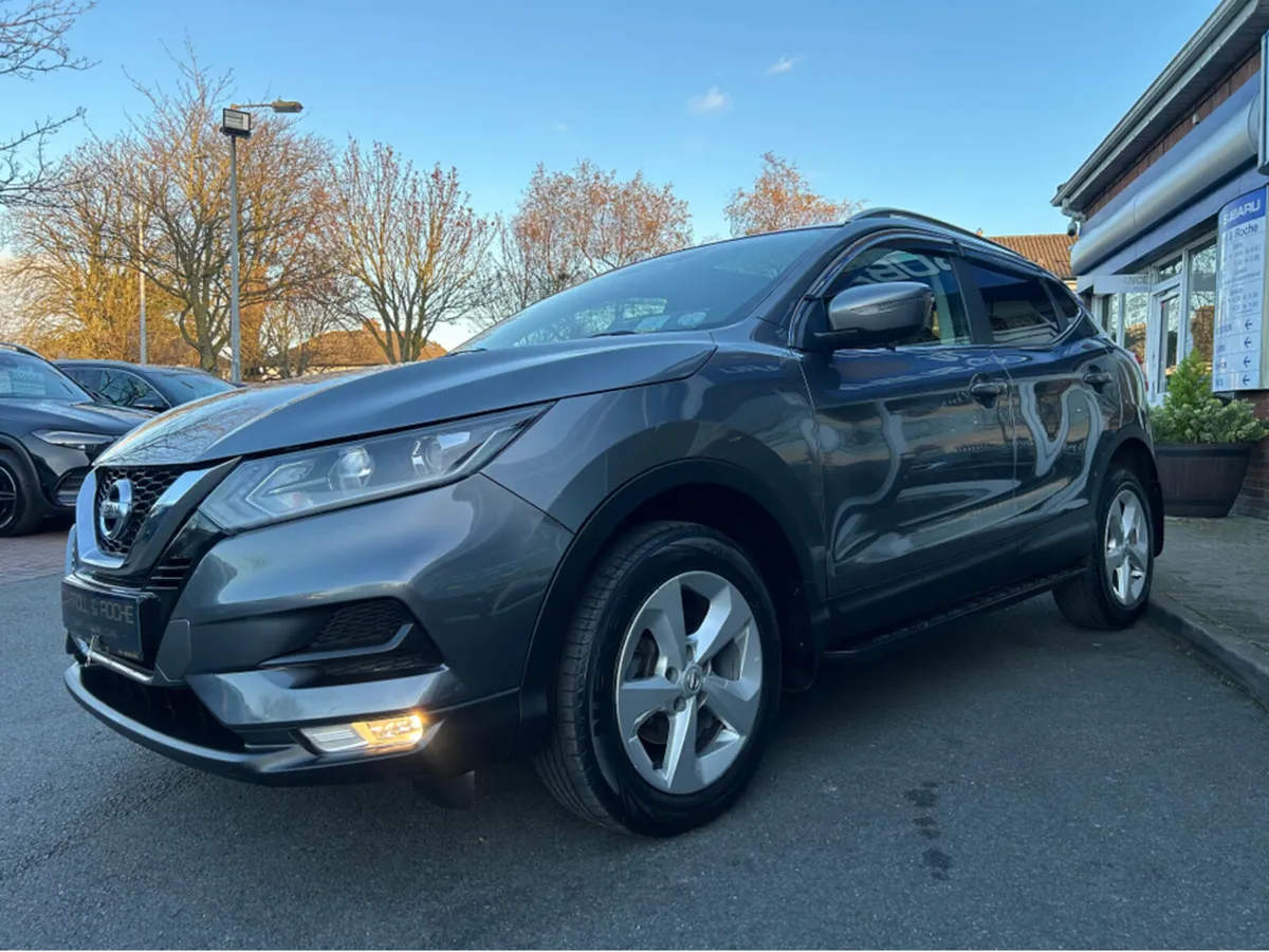 Nissan Qashqai 1.5 D- High-Spec. Lovely SUV + Top - Image 4