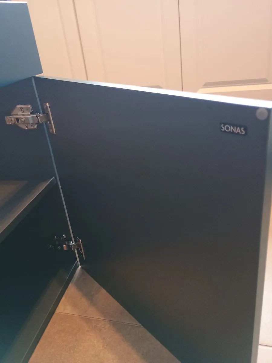 Sonas wall hung cloakroom unit - Image 4