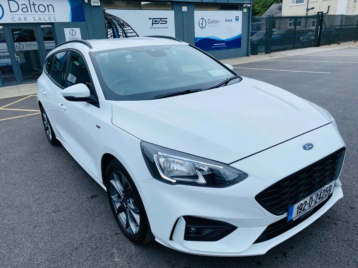 FORD FOCUS ST-LINE ESTATE AUTO 1.5 TDCI 2019 (192) - Image 3
