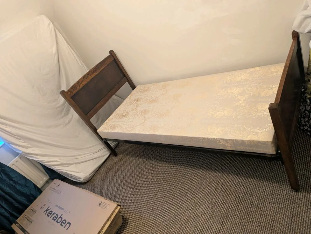 Vintage Oak Single Bed - Image 2