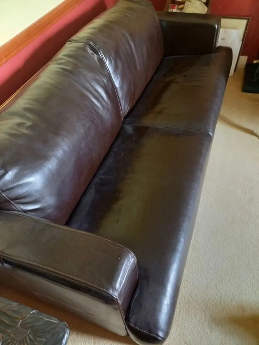 3 seater with matching single seater - Image 4