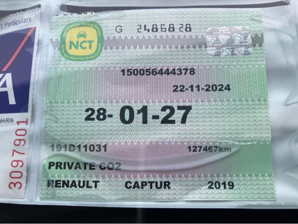 Renault Captur PLAY TCE 90 - Image 2