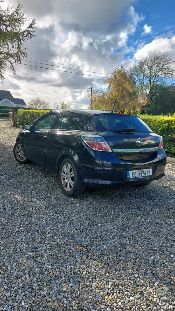 Opal Astra - Image 4