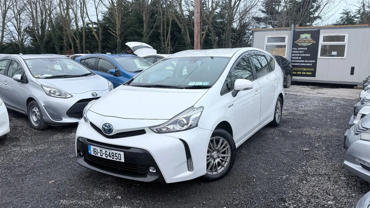 Toyota Prius Alpha 7 Seater 2016 AUTOMTIC HYBIRD - Image 2