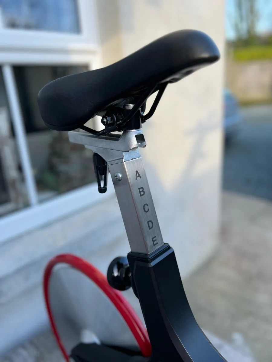 Keiser M3i Lite Exercise Bike - Image 2