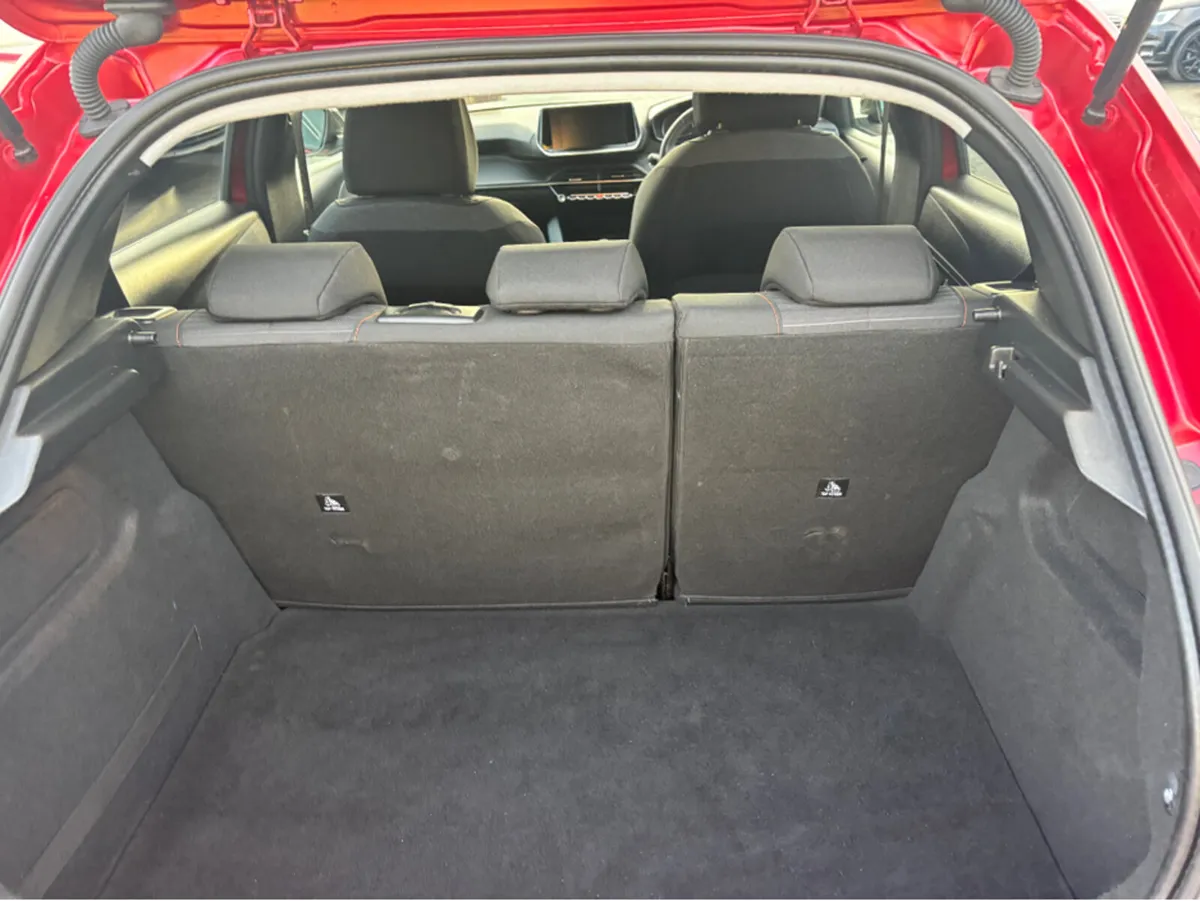 Peugeot 208 ACTIVE 1.2 75 6.4 4DR Finance Availabl - Image 4