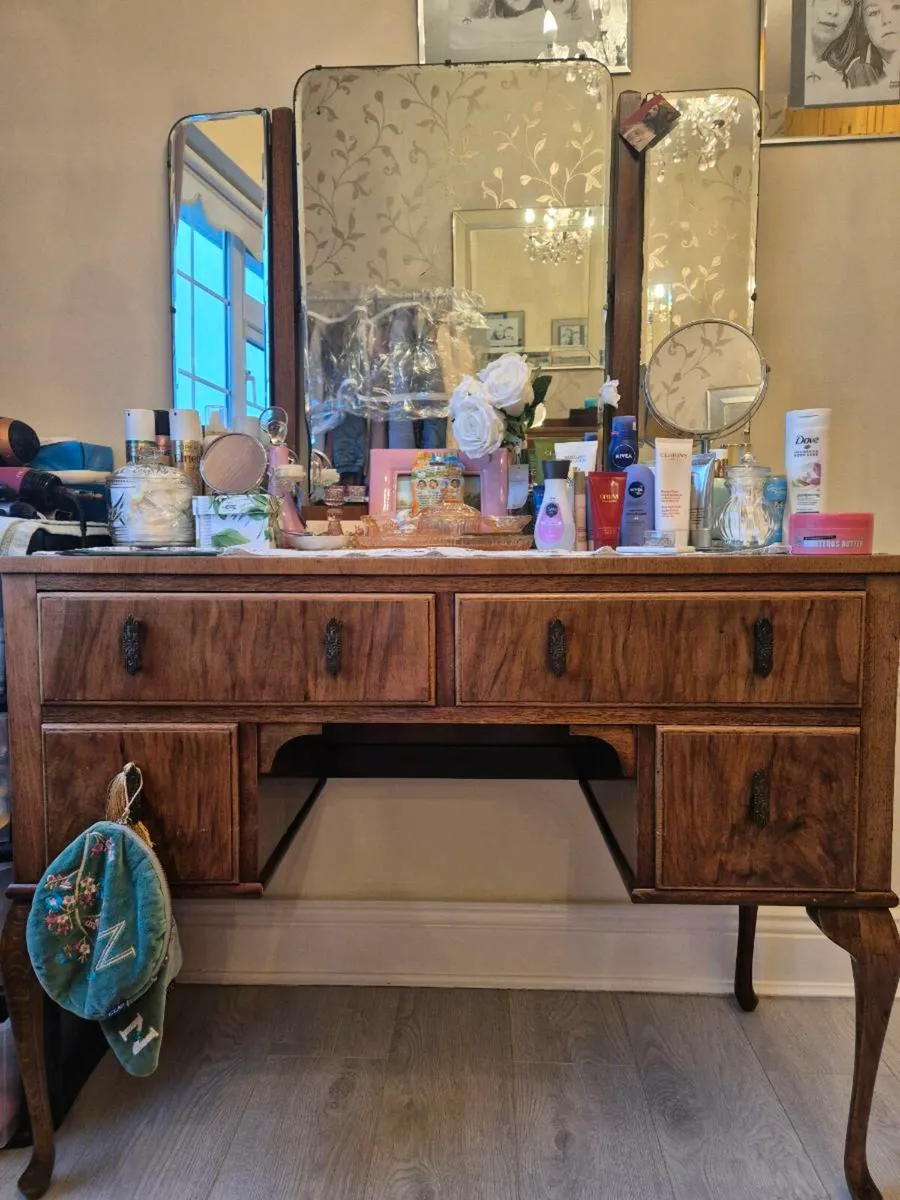 Vintage Furniture - Image 2