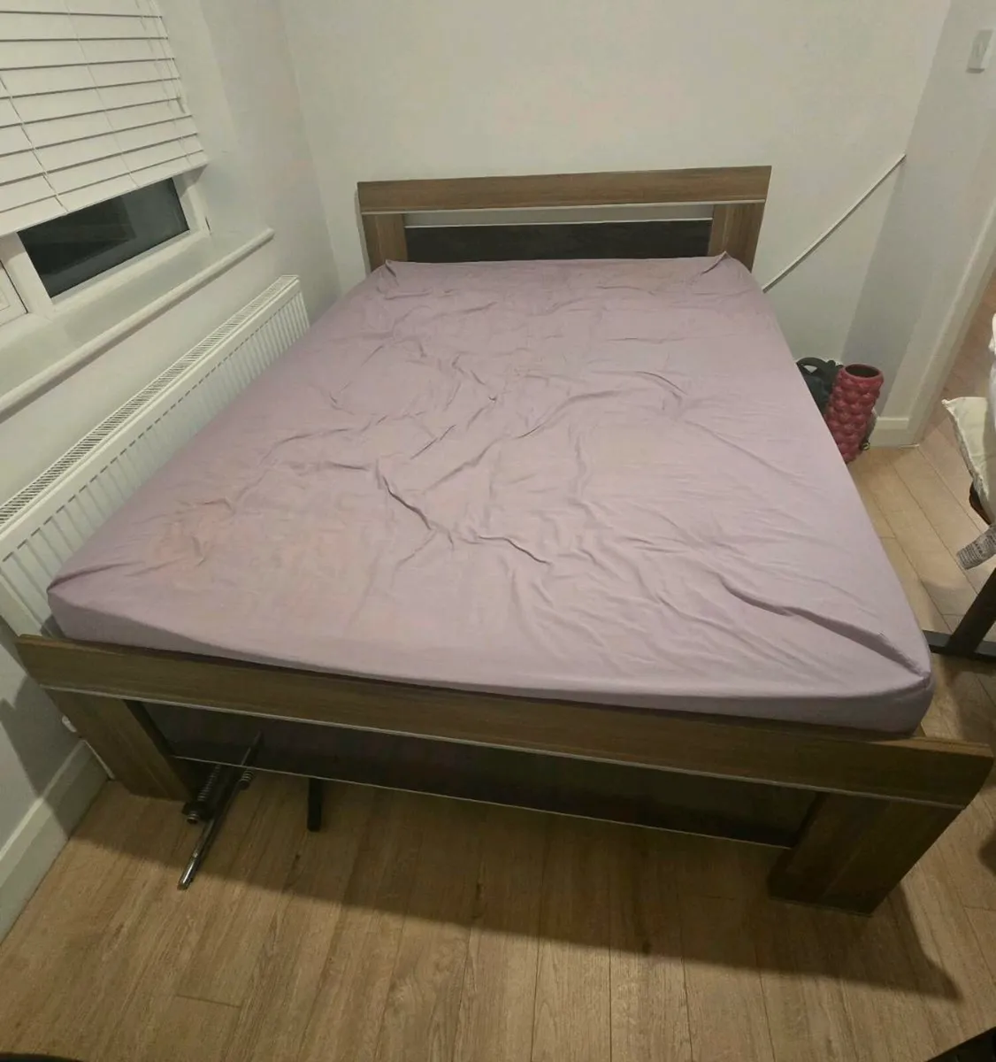 Double bed - Image 1