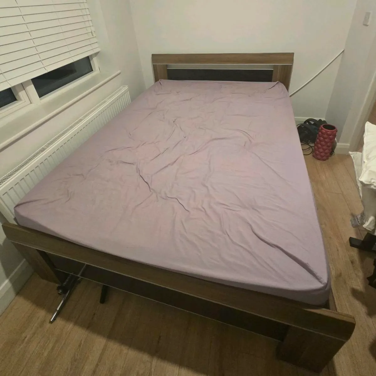 Double bed - Image 2