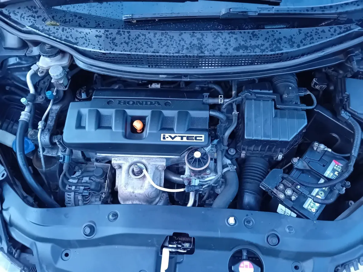 A car for repair or to have parts taken from it - Image 2