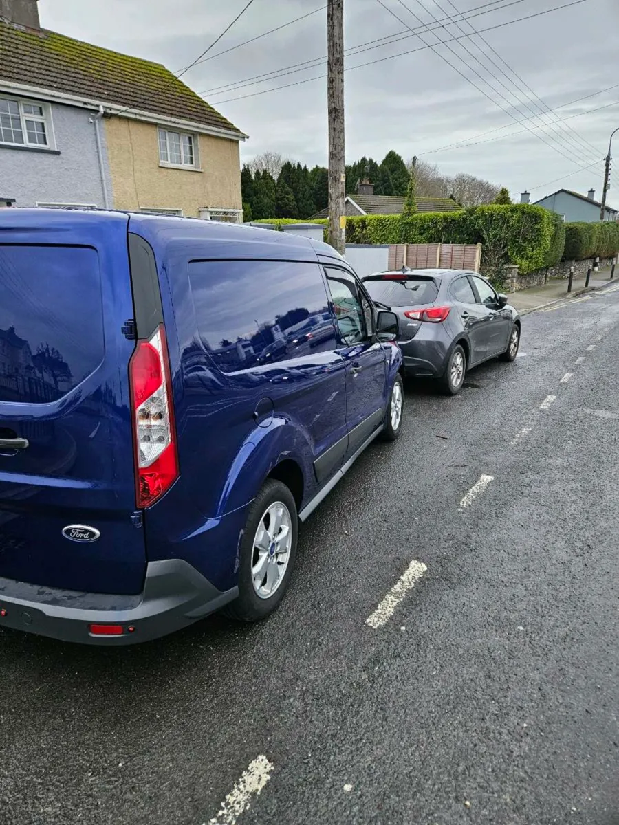 Ford Transit Connect - Image 4