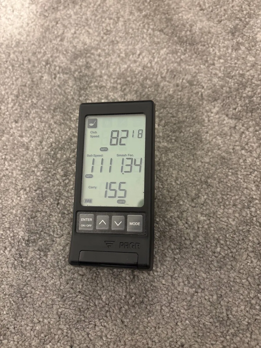 PRGR golf launch monitor simulator - Image 1