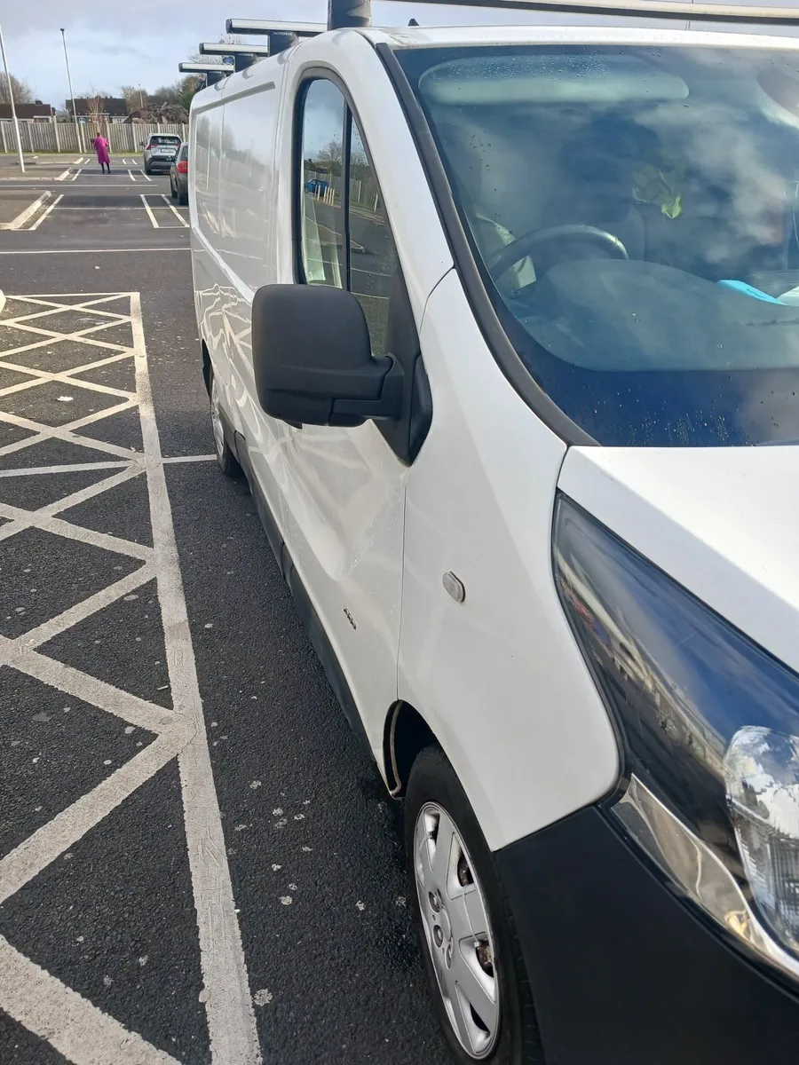 Vauxhall Vivaro 2015 - Image 2