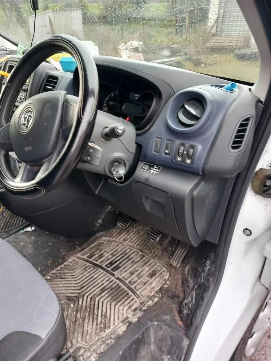 Vauxhall Vivaro 2015 - Image 4