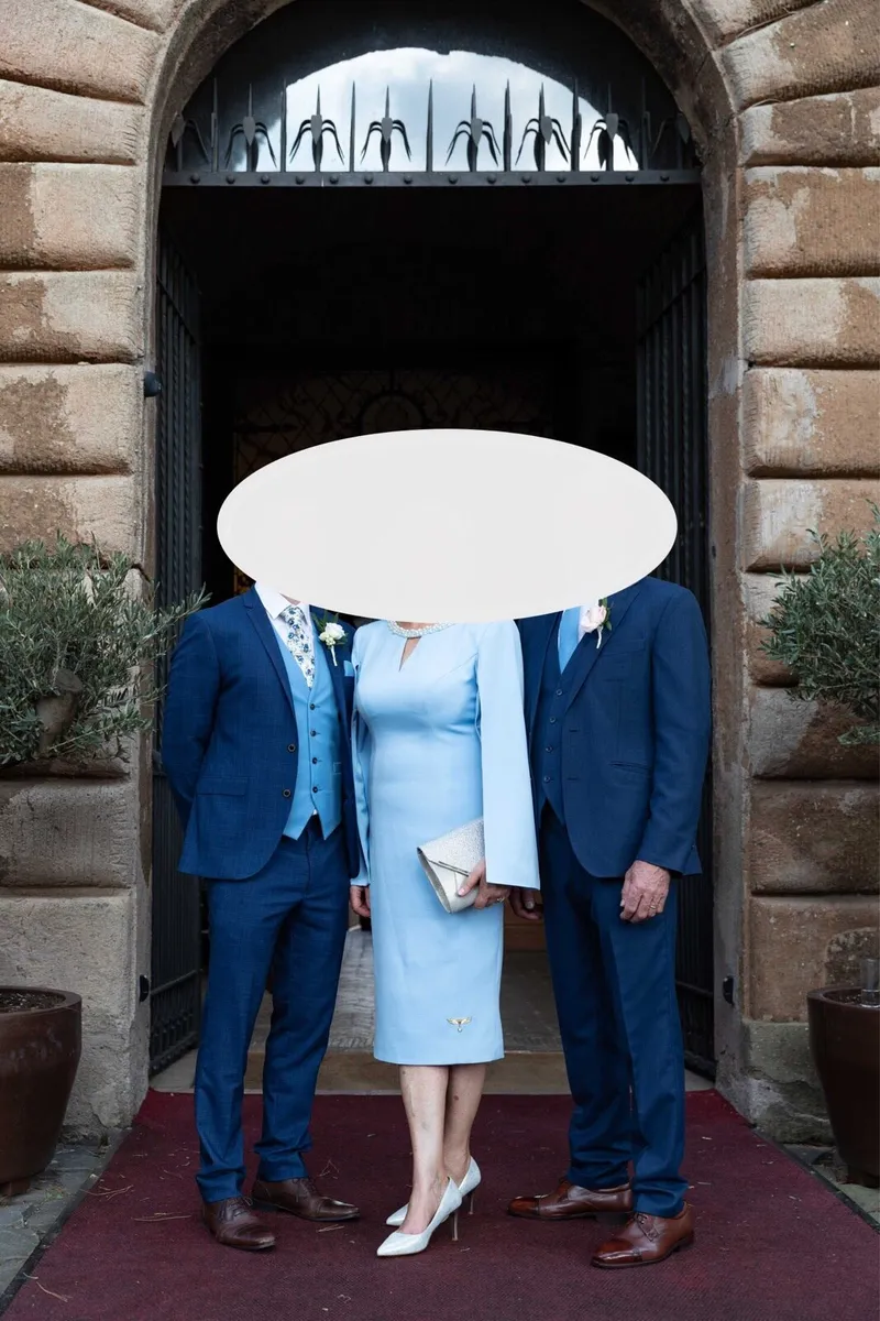 Phoenix V Mother of the Bride/Groom - Image 1