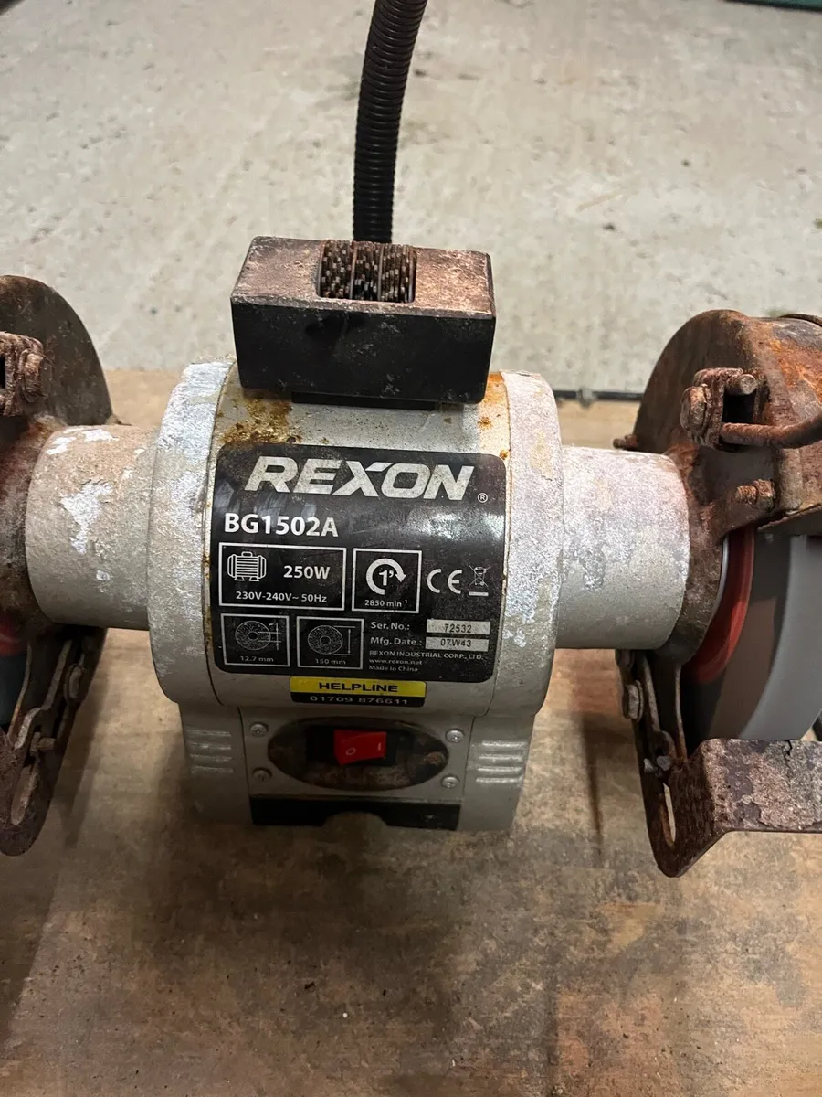 Rexon bench grinder. - Image 2