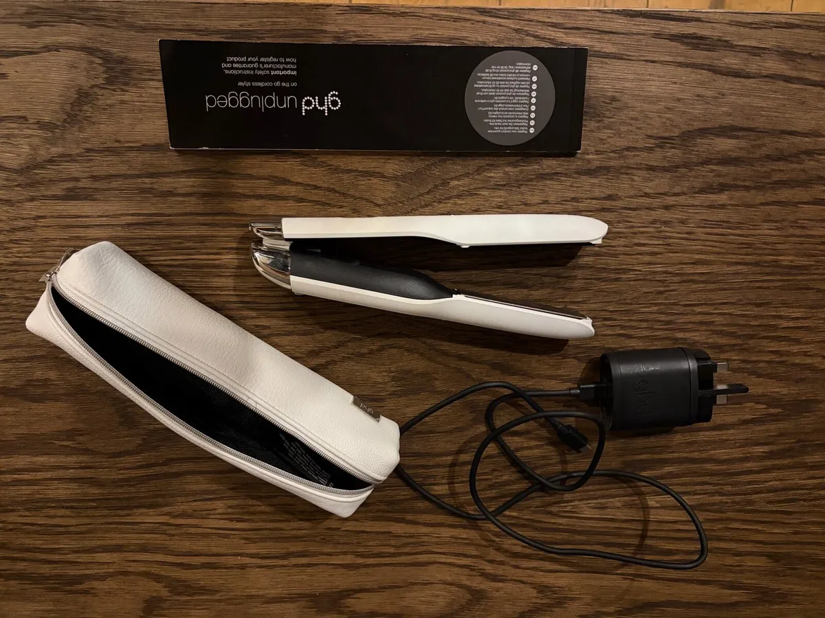 ghd unplugged battery hair straightener - Image 1