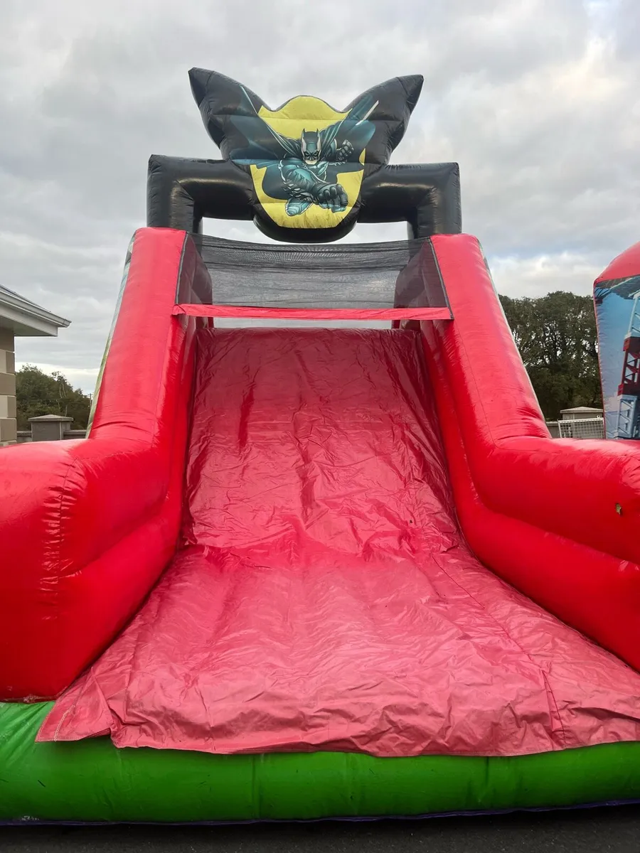 Obstacle course bouncy castle - Image 1