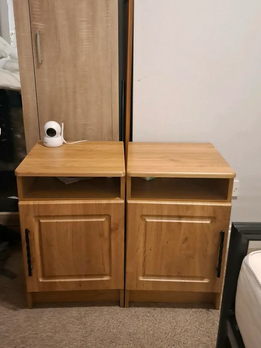 Bedroom set - Image 4