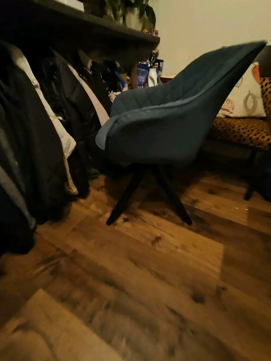 Chair like new 55 - Image 3