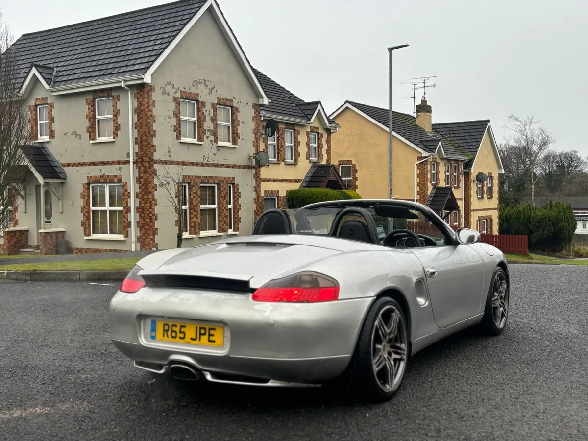 1997 Porsche Boxster 2.7 Manual - Image 3