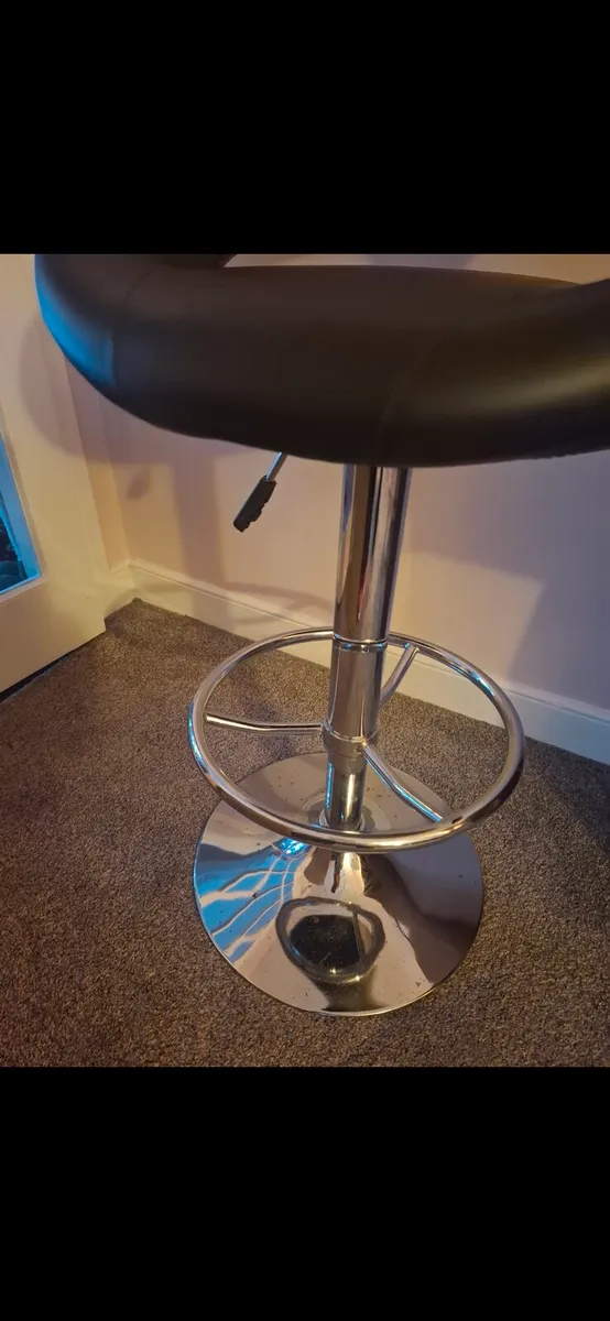 Bar stool - Image 2