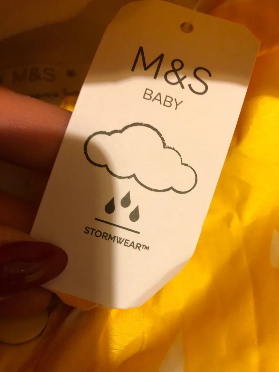 Girls BNWT all in one suit 9/12 mths €10 - Image 3