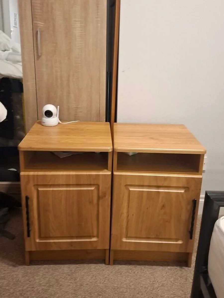 Bedroom set - Image 3