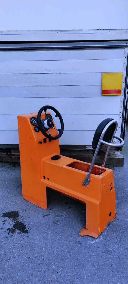 Rib Console & Double seat pod - Image 3