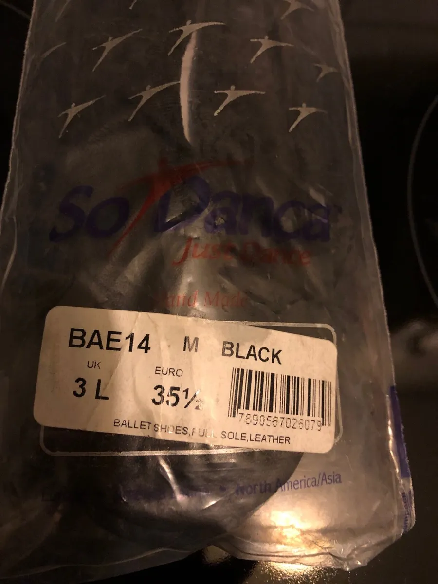 Girls new Irish dancing shoes size 3 1/2 €15 - Image 4