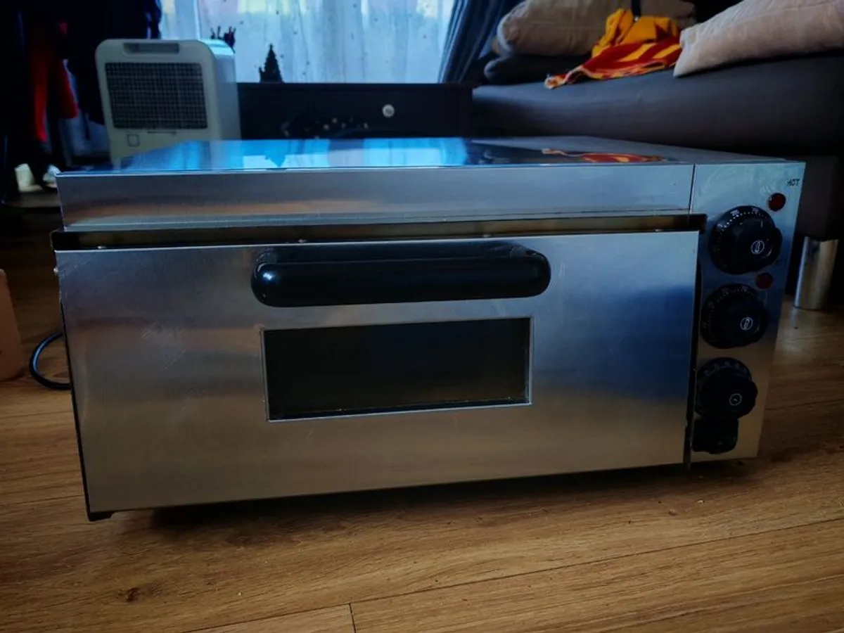 Pizza oven - Image 1
