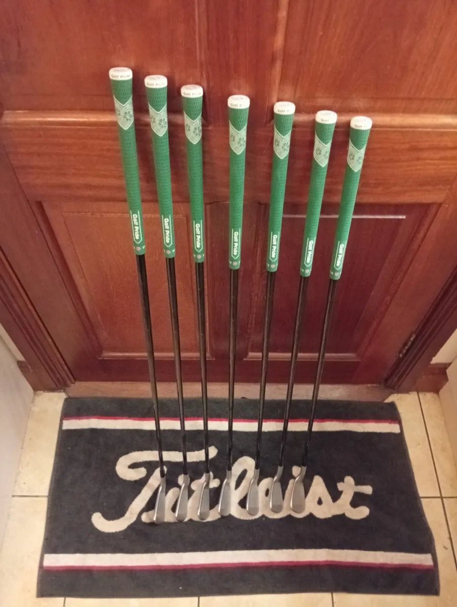 TaylorMade P770 Tungsten 4-6,7-Pw Forged  Stiff - Image 1