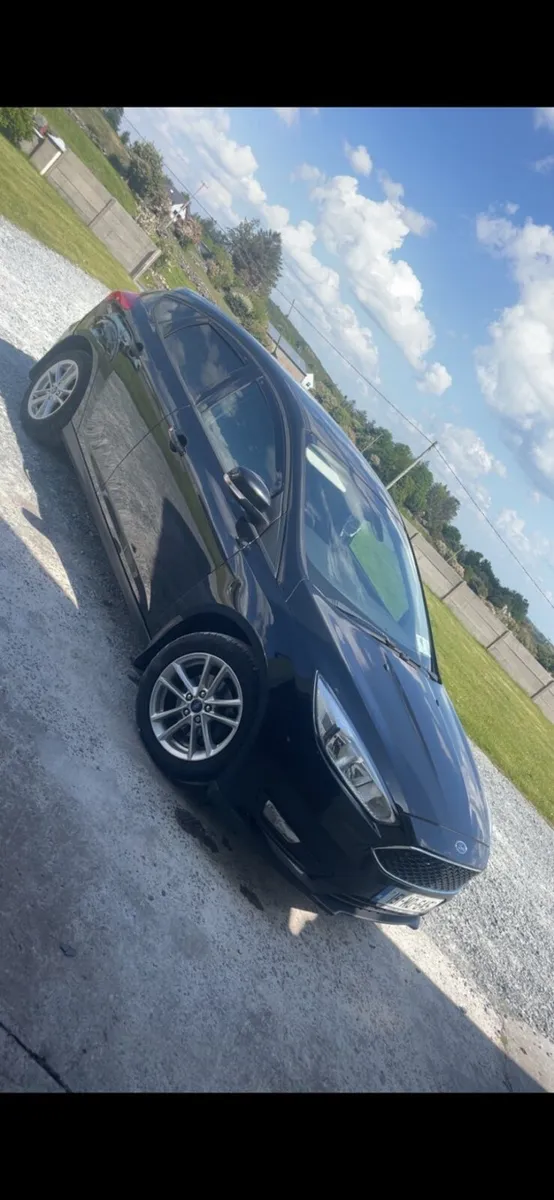 15 ford focus - Image 1