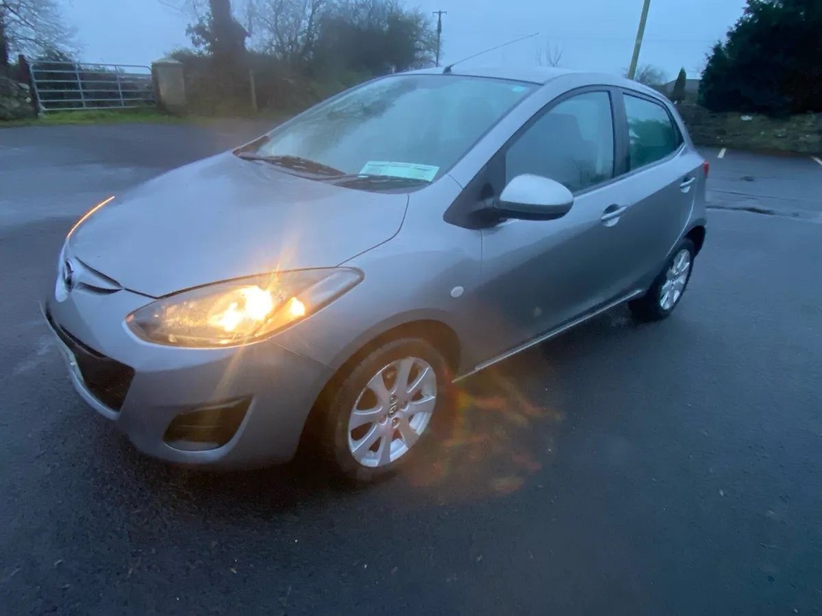 2015 Mazda 2 petrol - Image 3