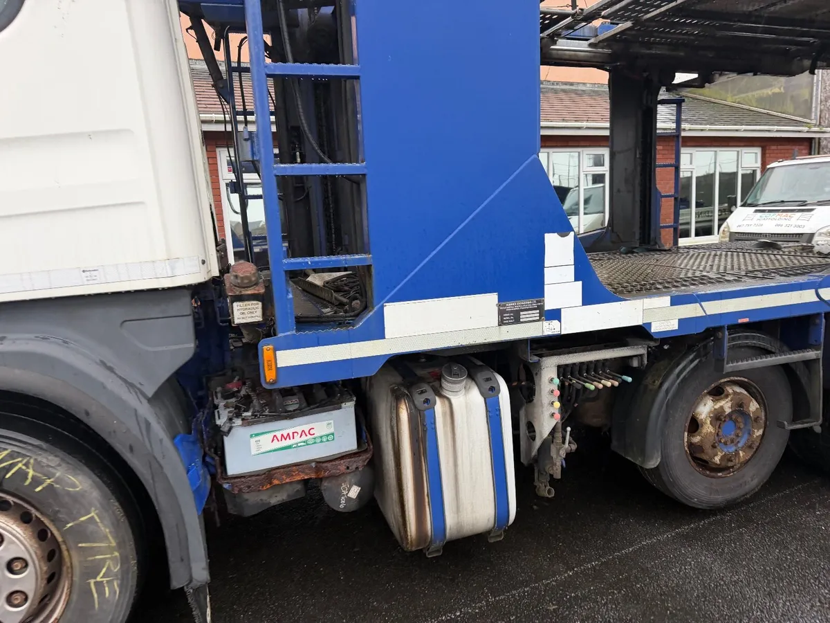 Scania 11 Car Transporter - Image 3