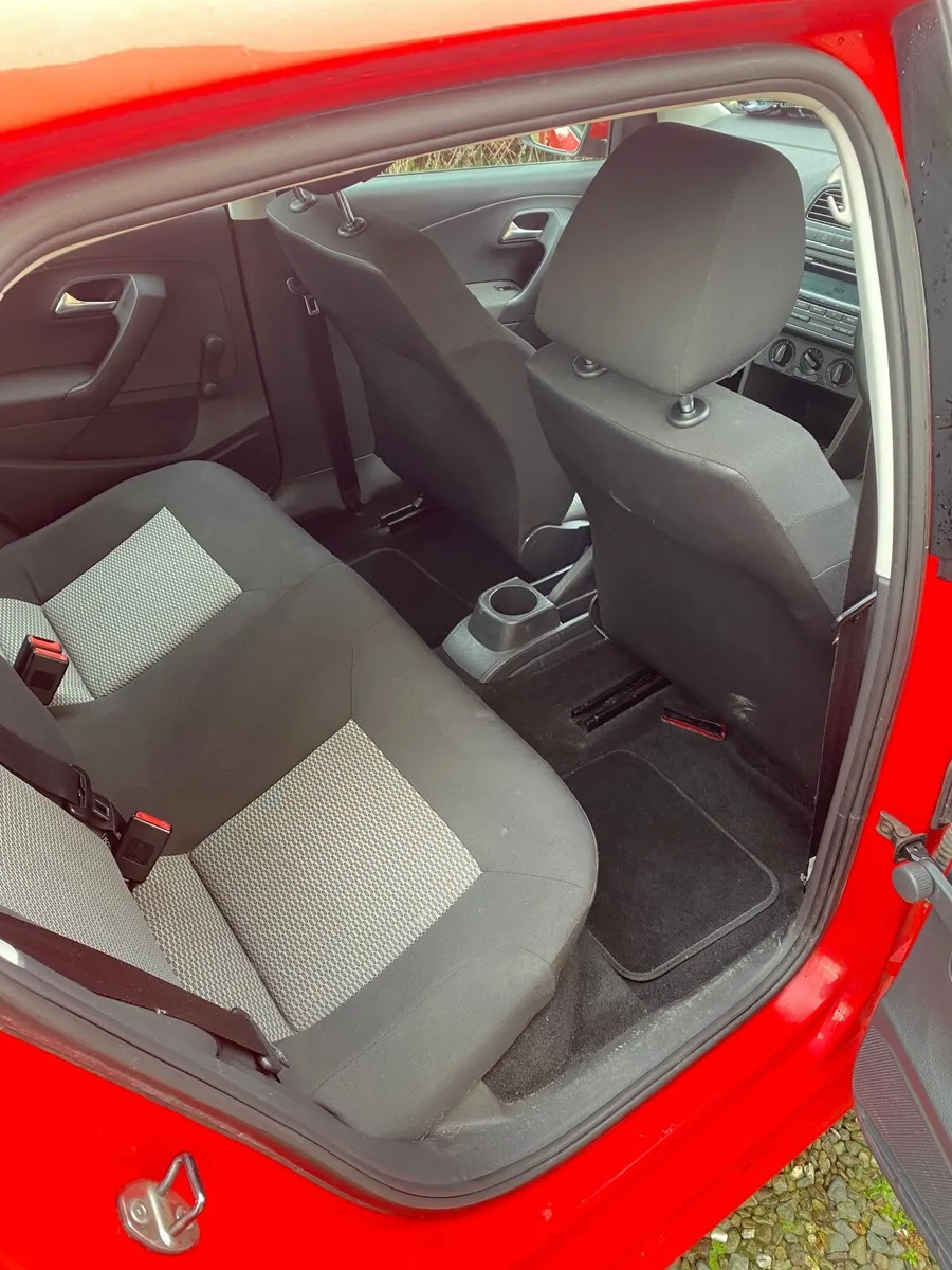 Volkswagen Polo 2011 - Image 4