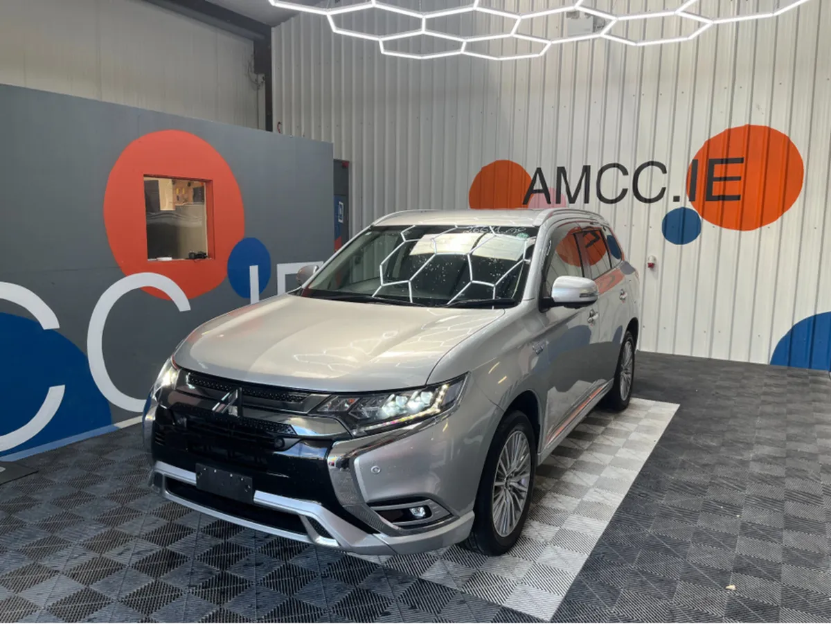 Mitsubishi Outlander 2020 MITSUBISHI OUTLANDER PHE - Image 3