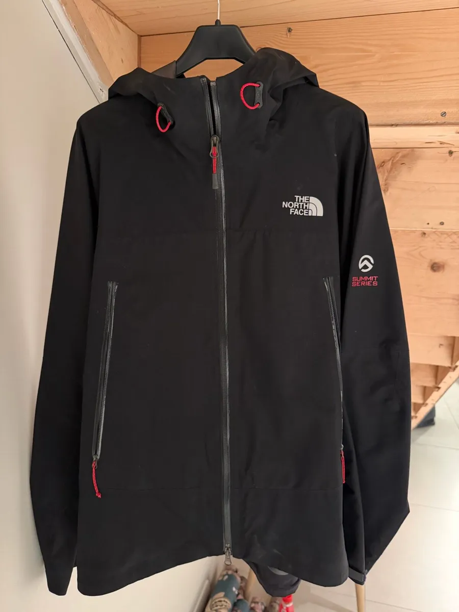 The North Face Men’s Jacket - Image 1