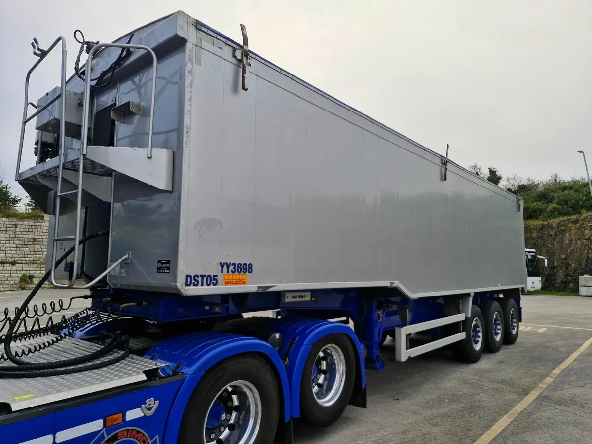 Wilcox bulk tipper - Image 1